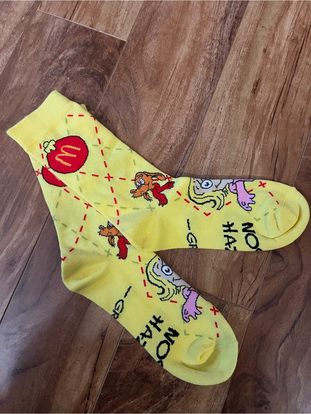 💛 McDonalds Happy Meal Grinch Novelty Socks 2025